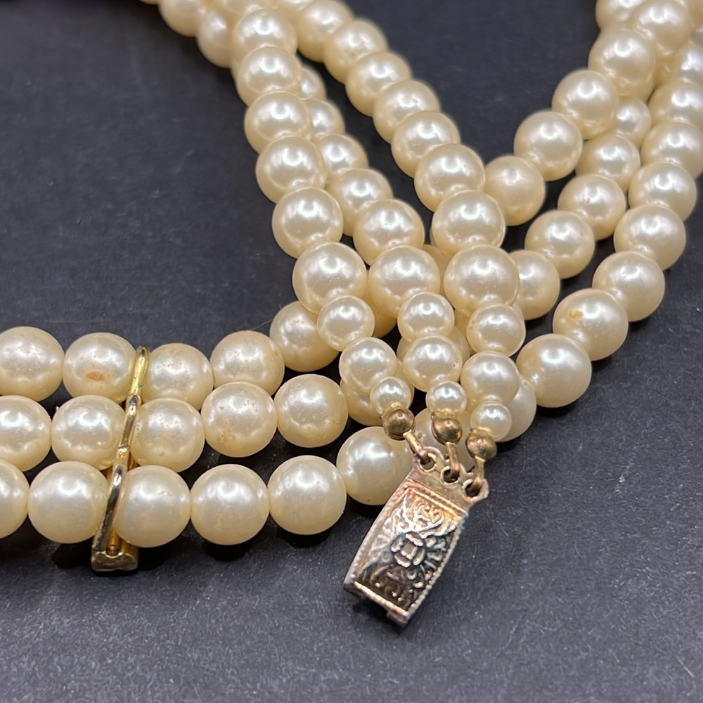 Vintage faux pearl rhinestone necklace - Picture 6 of 6